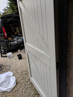 Outbuilding Painting in Clanfield Thumbnail photo for Outbuilding Painting in Clanfield which expands to full size when selected