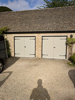 Outbuilding Painting in Clanfield Thumbnail photo for Outbuilding Painting in Clanfield which expands to full size when selected