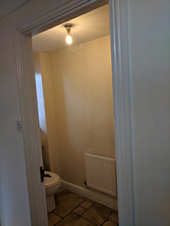 Wallpaper Hanging in Witney Thumbnail photo for Wallpaper Hanging in Witney which expands to full size when selected